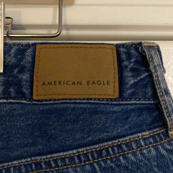 NWT American Eagle Distressed Jean Shorts Size 18 - Picture 6 of 9